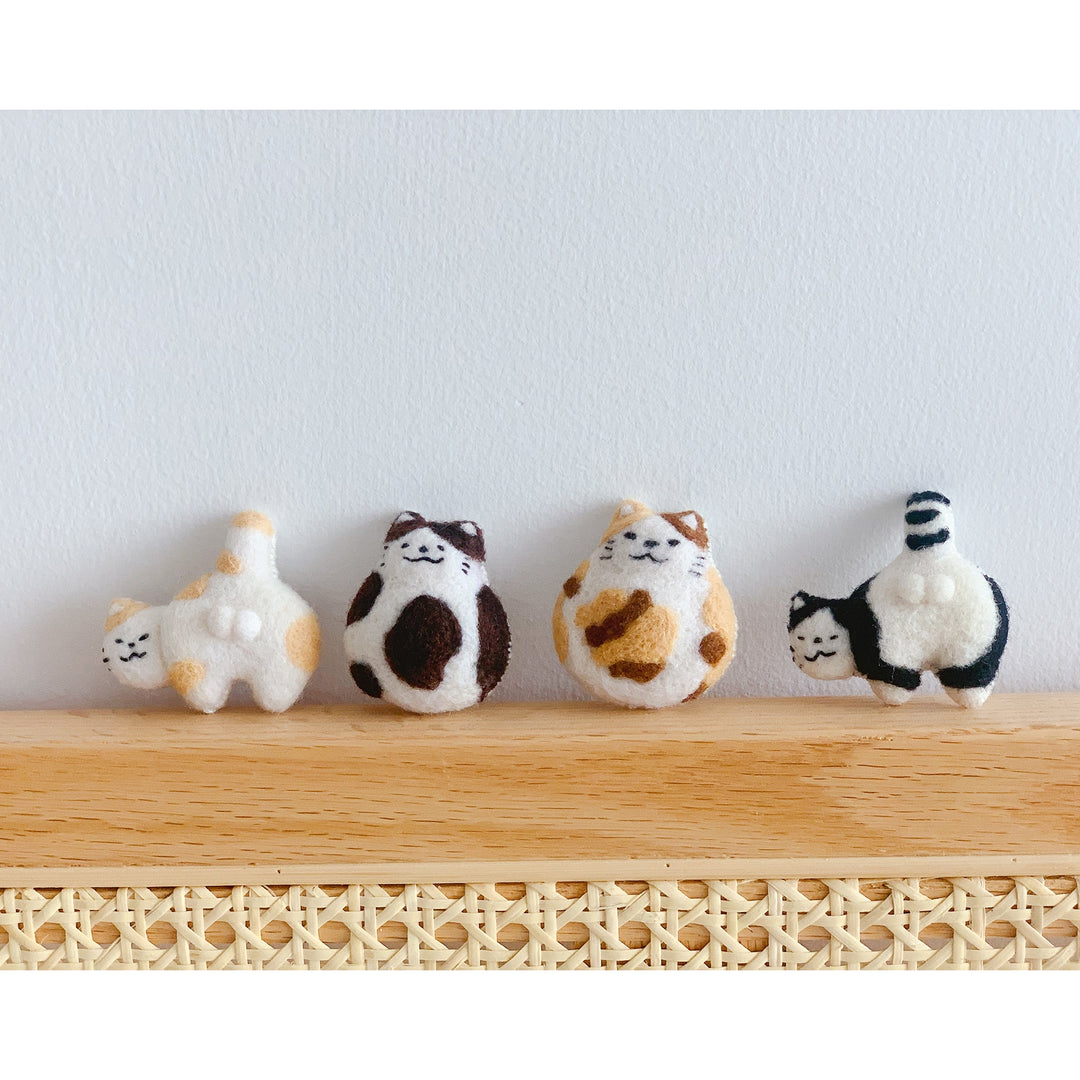 Adorable Handmade Felt Kitten Brooch - Perfect Gift for Cat Lovers