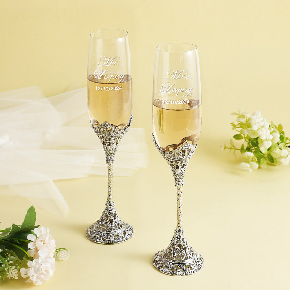 Personalized Champagne Flutes Toasting Glasses Wedding Gift for Bride and Groom