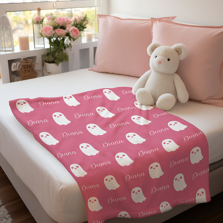 Personalized Name Cute Ghost Pattern Blanket – Custom Name Engraving Halloween Gift