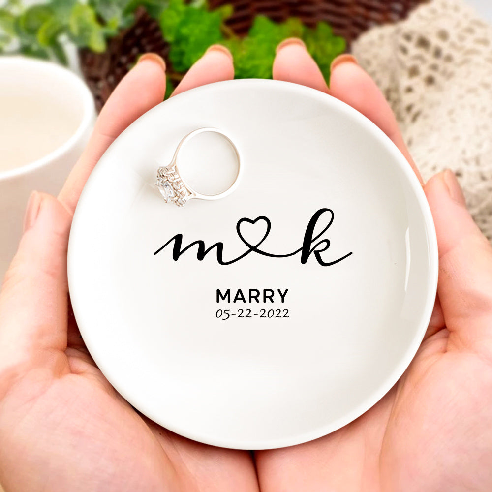 Personalized Engagement Ring Dish Custom Wedding Ring Dish Ceramic Jewelry Dish Ring Holder Bridesmaid Gift