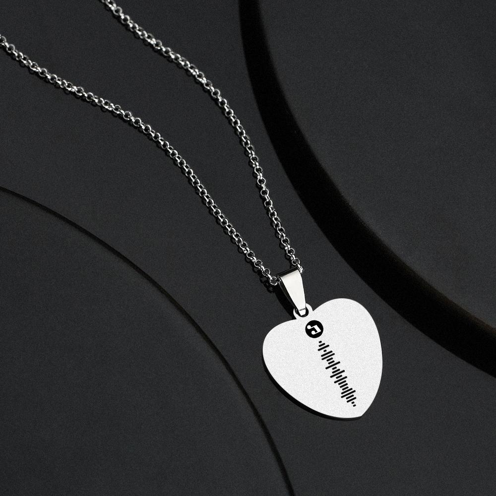Scannable Code Necklace Engraved Heart Photo Necklace -Best Gifts for Your Lover