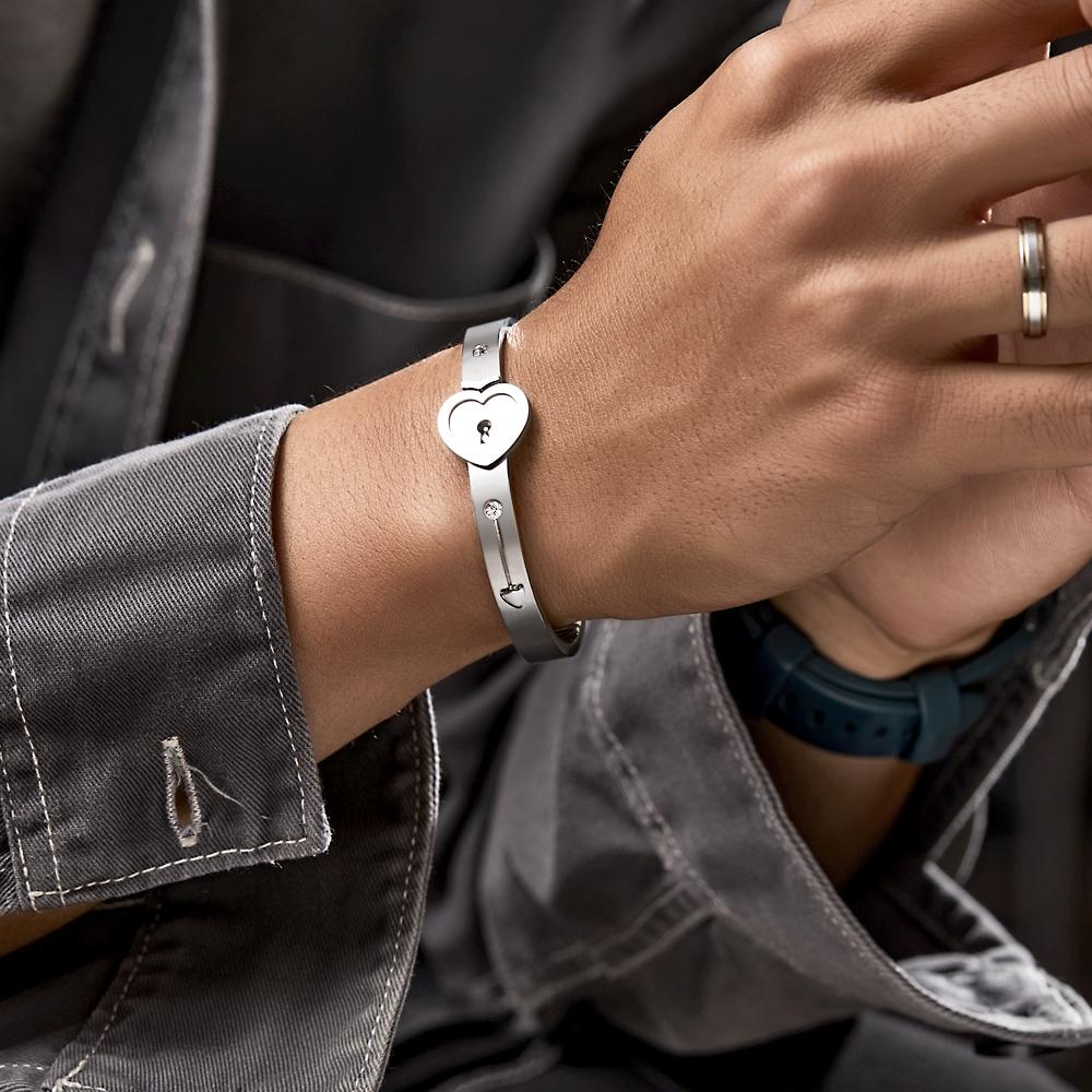 Custom Engraved Concentric Lock Bracelet Key Necklace Couple Gifts