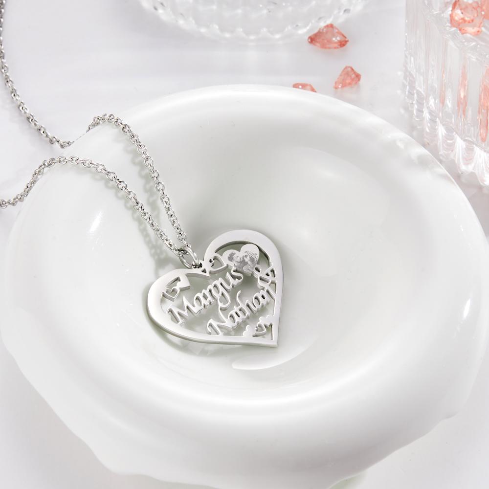 Custom Engraved Photo Necklaces Heart-shaped Pendant Necklace With Names