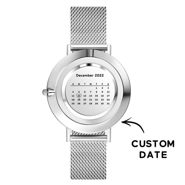 Women's Engraved Calendar Alloy Bracelet Photo Watch 36mm