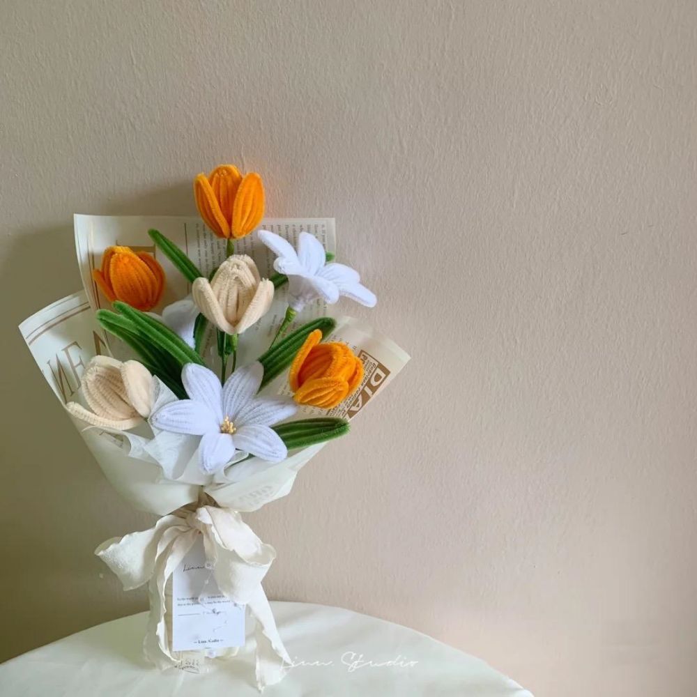 Pipe Cleaner Flowers Bouquet Handmade Twist Stick Bouquet Gift for Her Wedding Gift