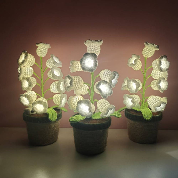 Crochet Handmade Lily Potted Plant Light Lamp Knitted Flower Decoration Home Decor Gifts