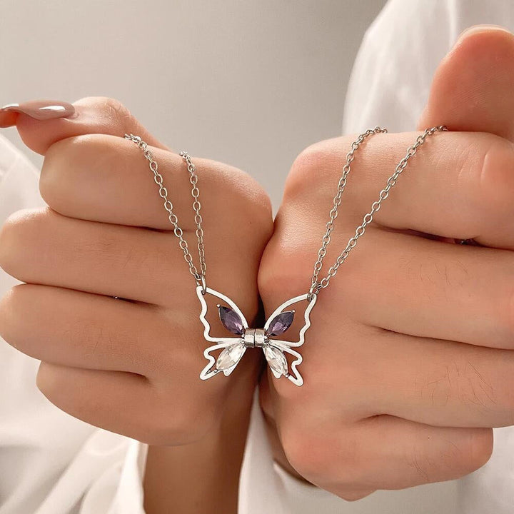 Personalized Couple Necklace Magnetic Matching Butterfly Necklaces for Couples Valentine's Gift for Lover