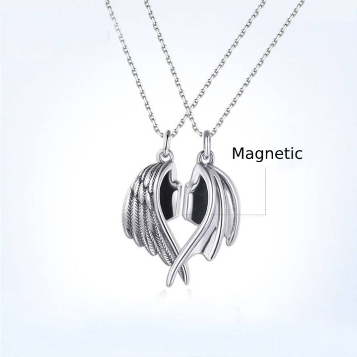 Couple Necklace Magnetic Matching Necklaces for Couples Valentine's Gift for Lover