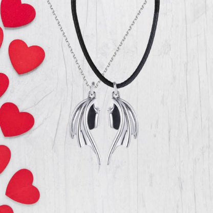 Couple Necklace Magnetic Matching Necklaces for Couples Valentine's Gift for Lover