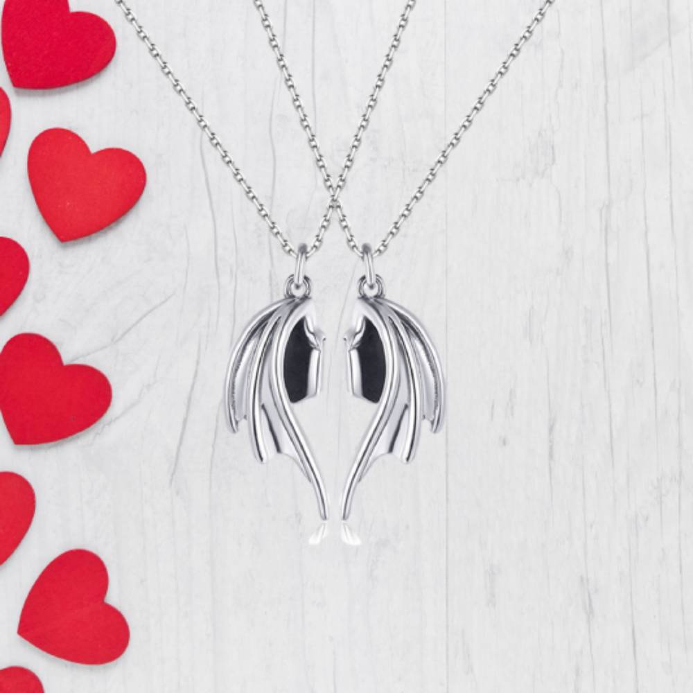 Couple Necklace Magnetic Matching Necklaces for Couples Valentine's Gift for Lover