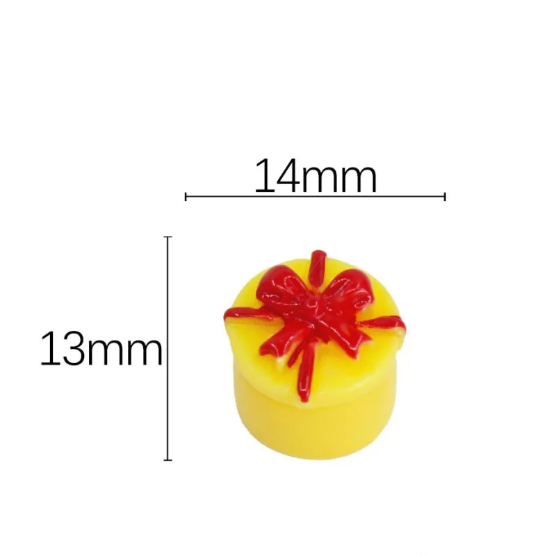 Custom 1 Pet 3D Mini Figure Glass Dollhouse Personalized Scene Display Case Unique Christmas Gift  (Production: 10-15 Business Days)