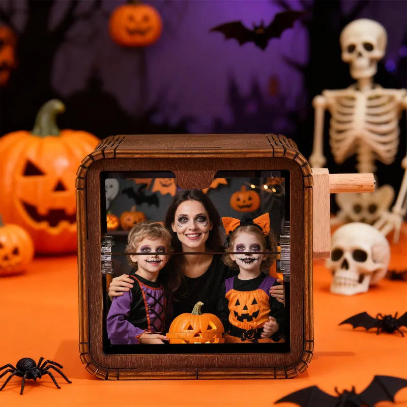 Custom 16 Halloween Photos Music Flipbook Frame Animation Machine Mechanical Hand-cranked Photo Album with Light Unique Halloween Gifts