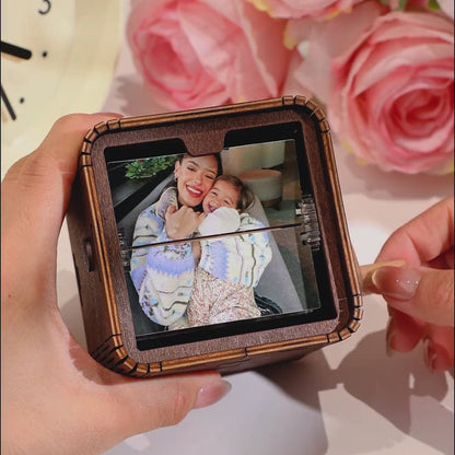 Custom 8/16 Photos Music Flipbook Frame Animation Machine Mechanical Hand-cranked Photo Album with Light Unique Mother's Day Gifts