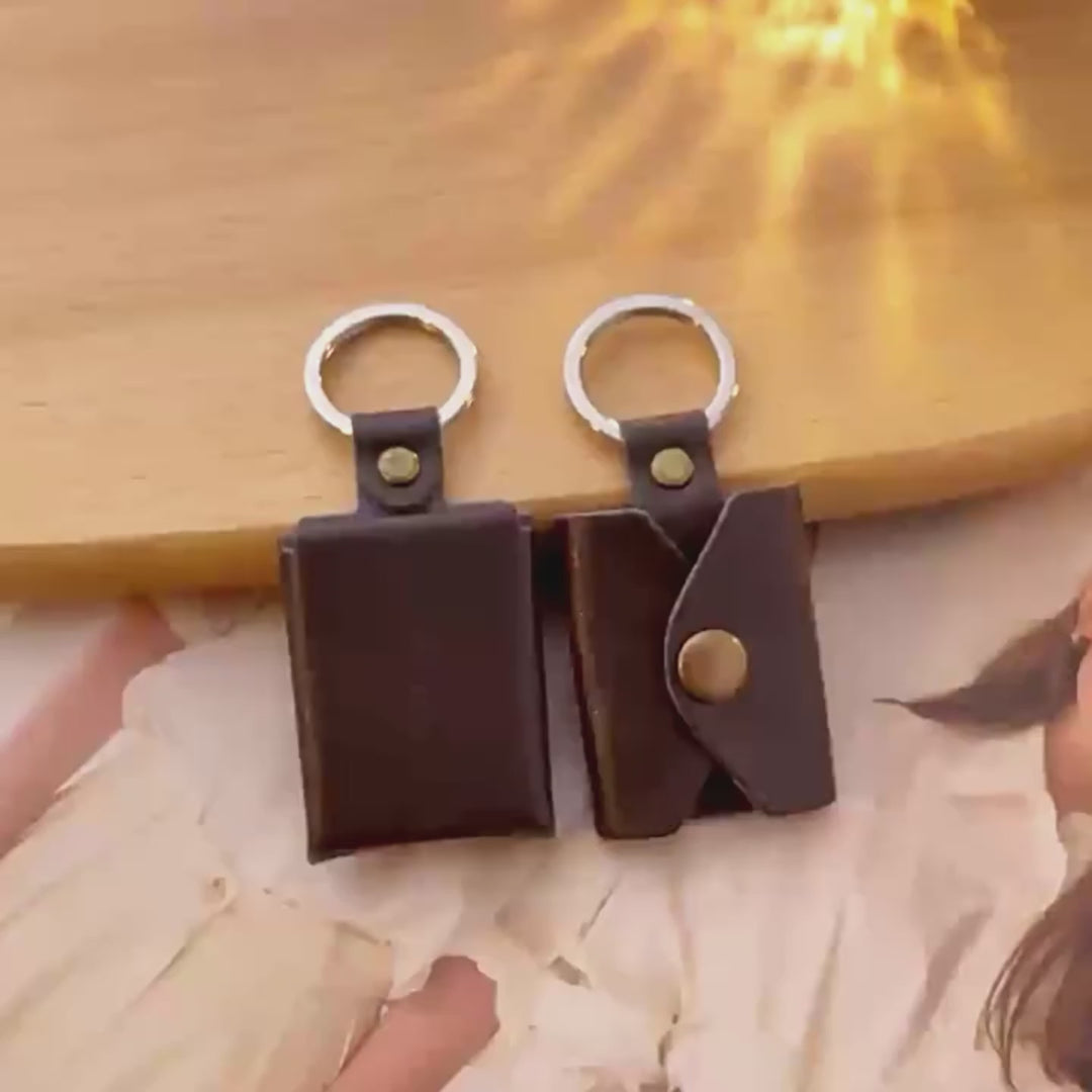 Mini Envelope Photo Keychain Personalized Vintage Engraved PU Leather Keychain Father's Day Gifts